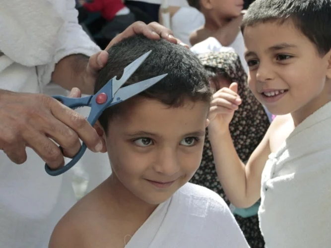 Shaving head as a sign of humility in the Hajj